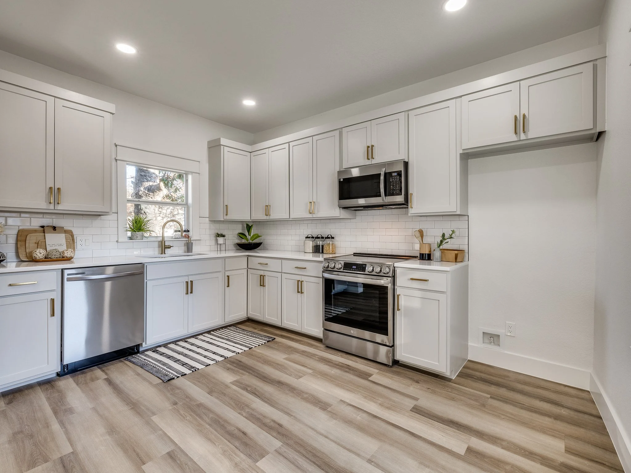 60d1659d1e79dce7295ec5d76bf17b6b43db609c